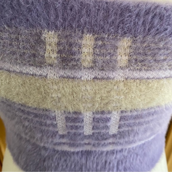 Papermoon • Fuzzy Purple & White Knit Cropped Sweater Tank - Picture 8 of 11
